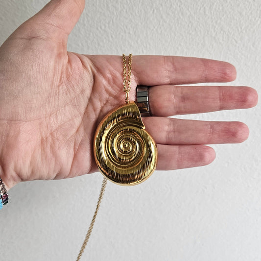 Ale Stainless Steel Nautilus Design