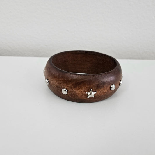 ⭐ Bracelet Eloína – Wooden Bangle with Silver Studs ⭐ (Pulsera)