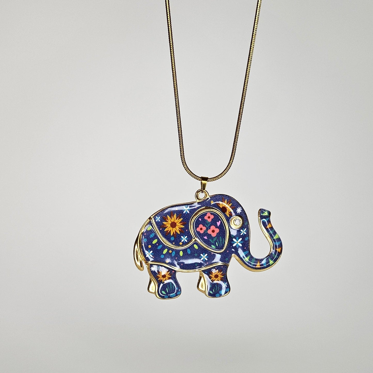Olaya Necklace – Elephant (Collar)