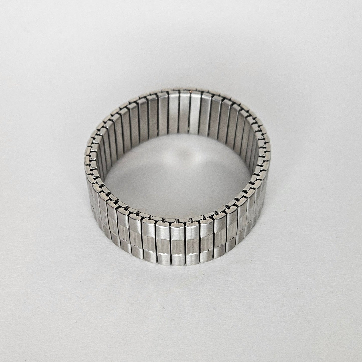 Josefa Silver Stainless Steel Stretch Bracelet (Pulsera)