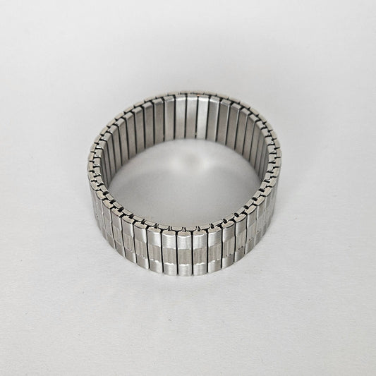 Josefa Silver Stainless Steel Stretch Bracelet (Pulsera)
