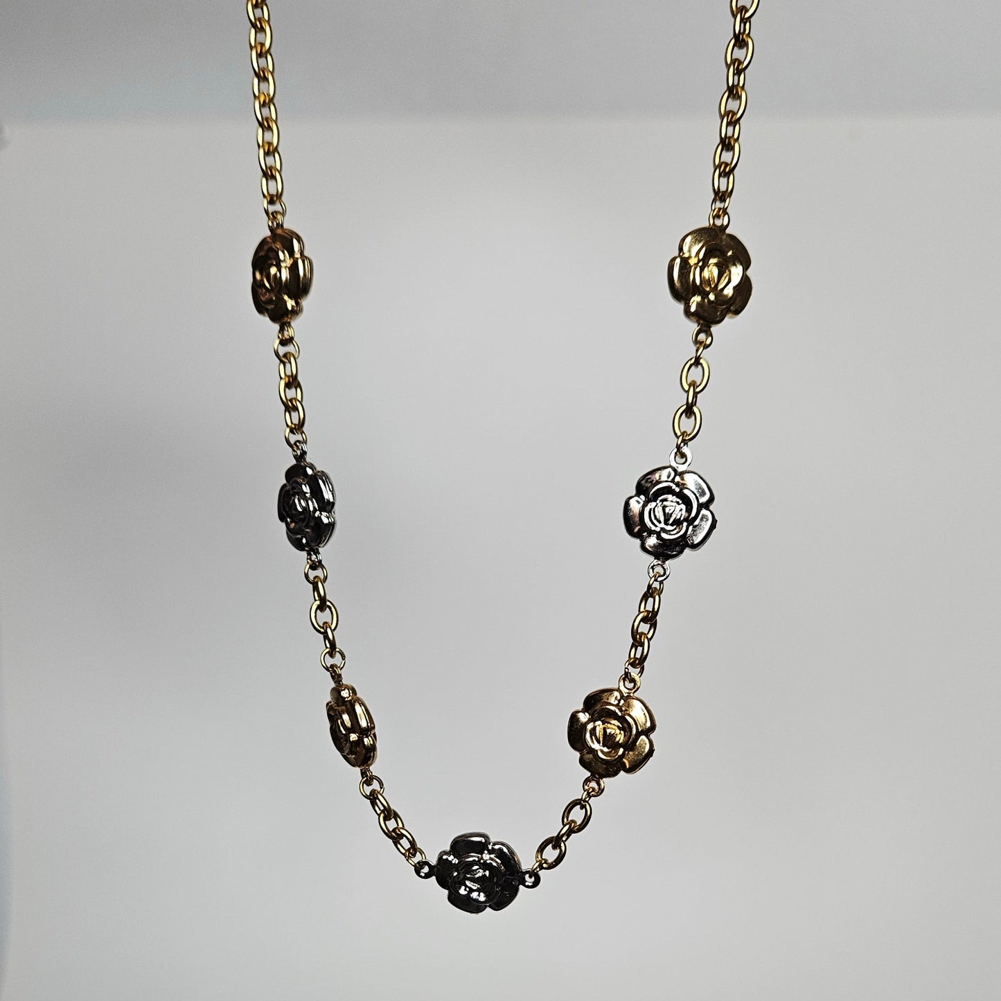 Florinda Two-Tone Stainless Steel Flower Necklace (Collar)