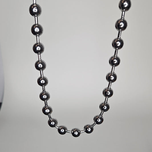 Rebeca Silver Stainless Steel Beaded Necklace (Collar)