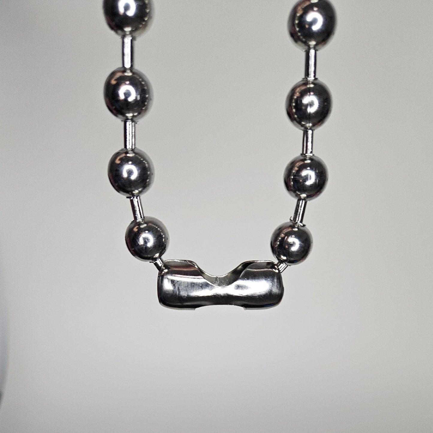 Rebeca Silver Stainless Steel Beaded Necklace (Collar)