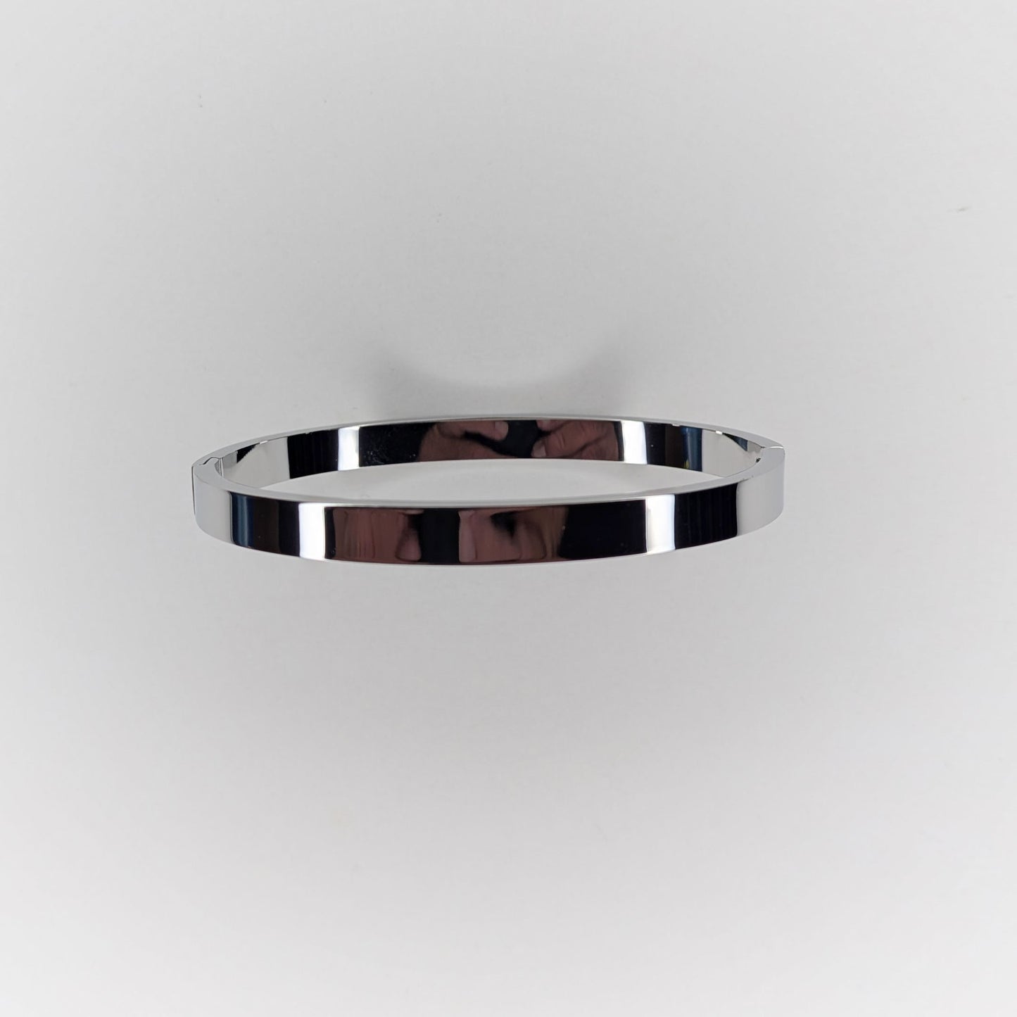 Tina Silver Stainless Steel Bangle Bracelet (Pulsera)