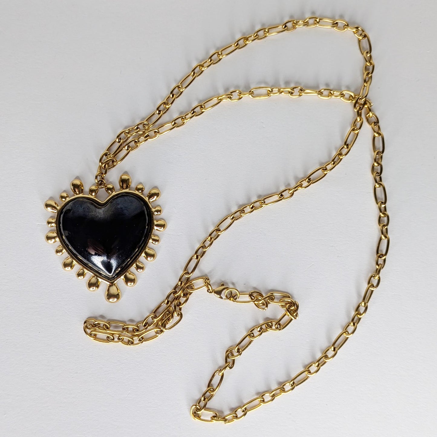 Marta Black Heart Necklace (Collar)