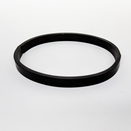 Tina Black Stainless Steel Bangle Bracelet (Pulsera)
