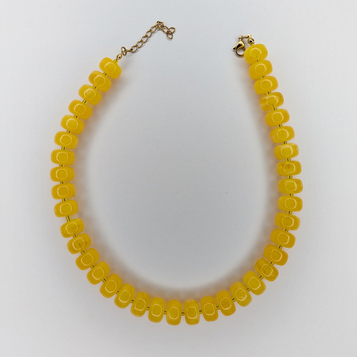 Vera Yellow Acrylic Beaded Necklace (Collar)