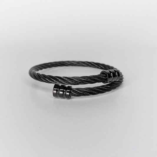 Sasha Black Stainless Steel Cuff Bracelet (Pulsera)
