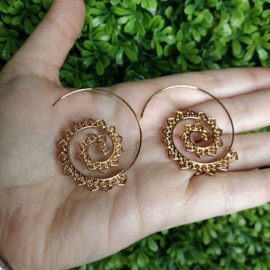 Aretes De Caracol Labrado en Dorado