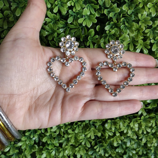 Aretes De Silueta De Corazon