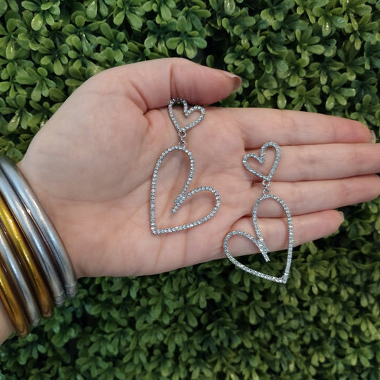 Aretes De Corazones Plateados