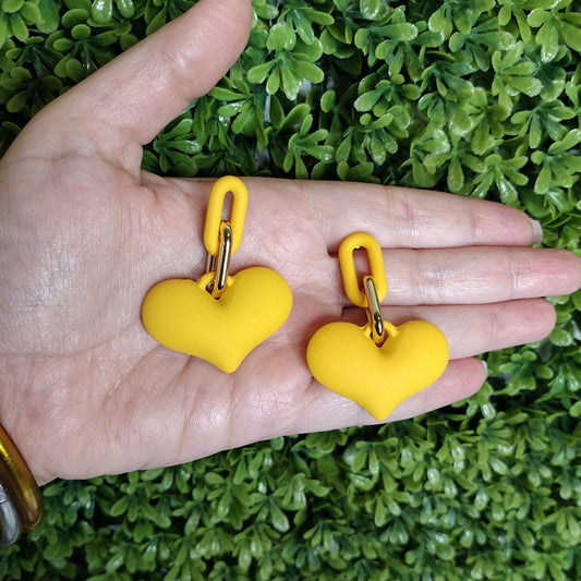 Aretes De Corazon Amarillos