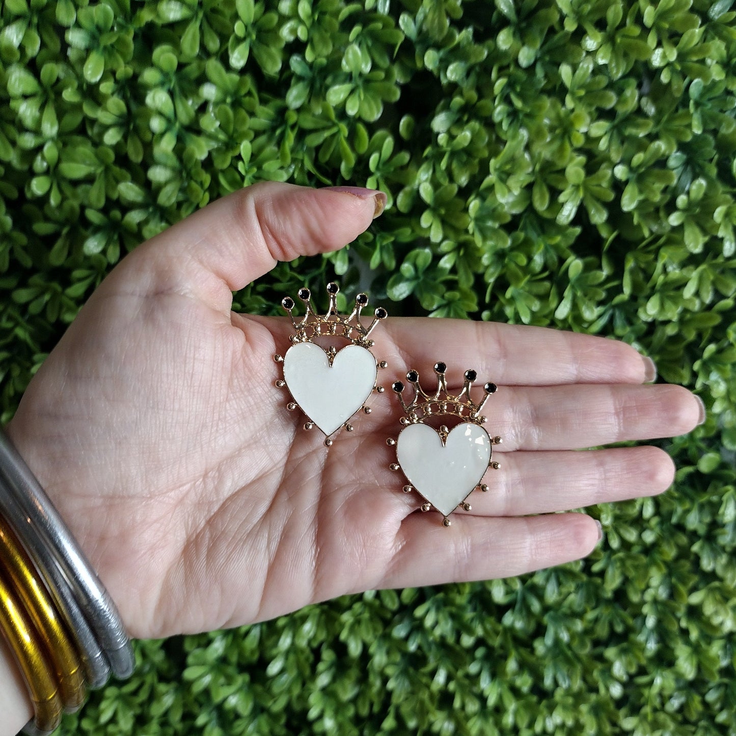 Aretes De Corazon Con Corona