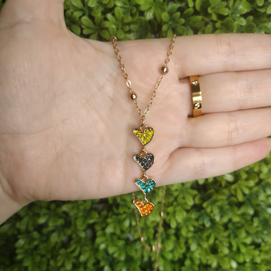 Collar De 4 Corazones De Colores