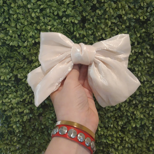 Broche De Cabello Con Moño Color Hueso