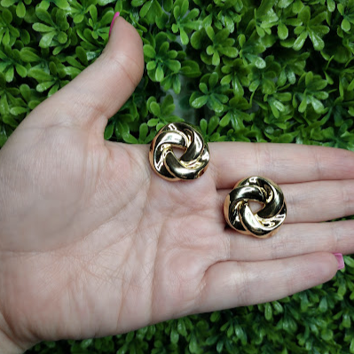 Aretes LILIANA Dorados Chicos