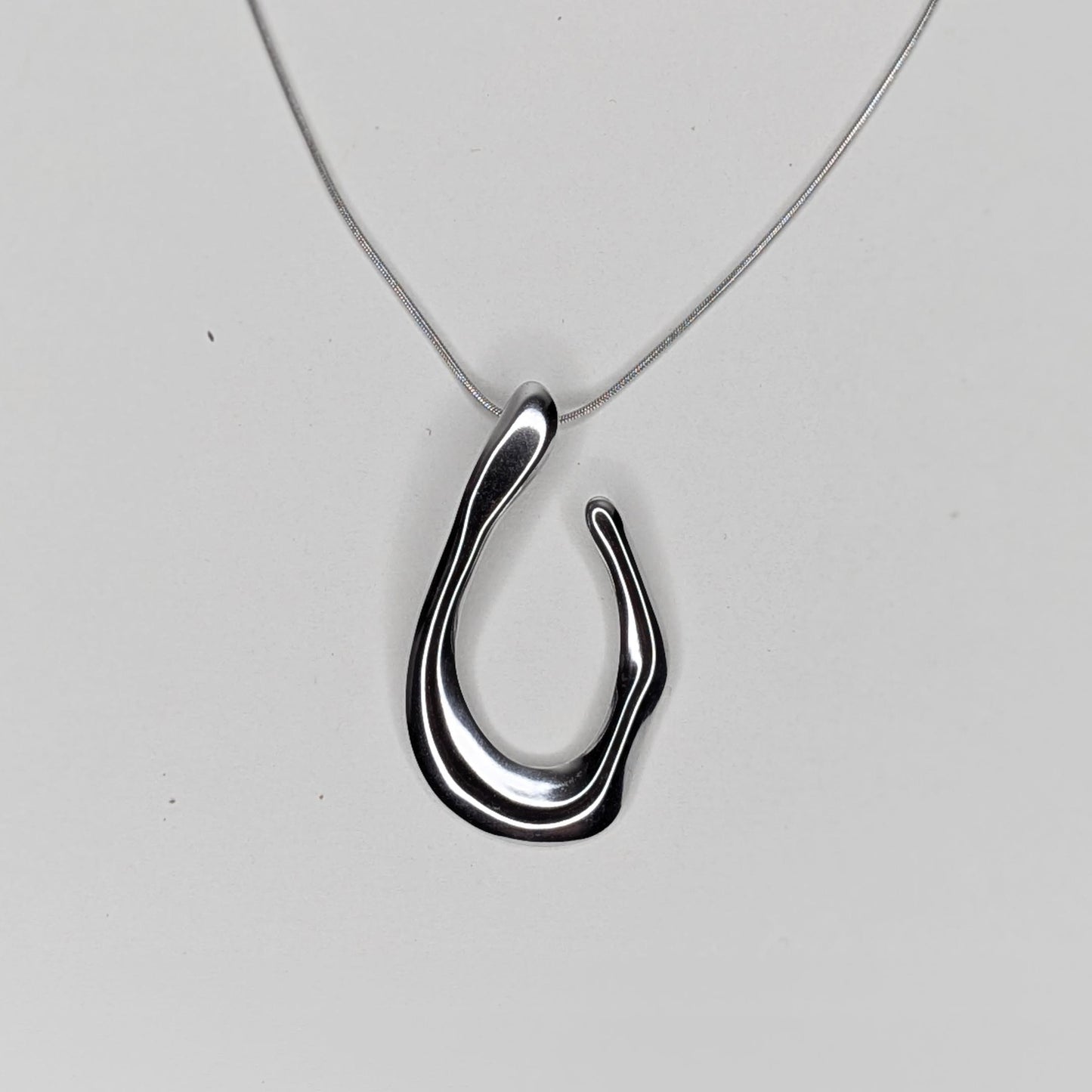 Jul Silver Stainless Steel Necklace (Collar)