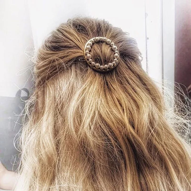 BAD BUNNY KAROL G GRUPO FIRME FRIDA KHALO