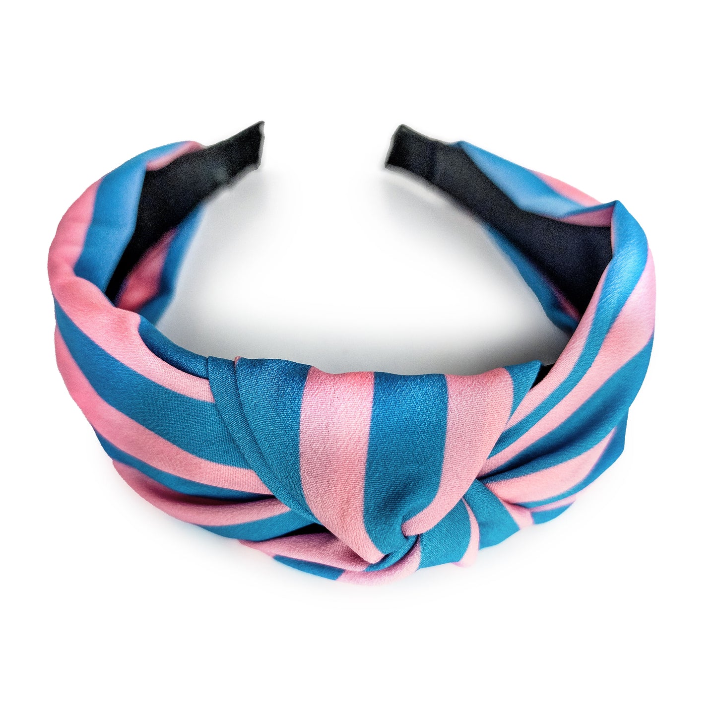 BAD BUNNY KAROL G GRUPO FIRME FRIDA KHALO