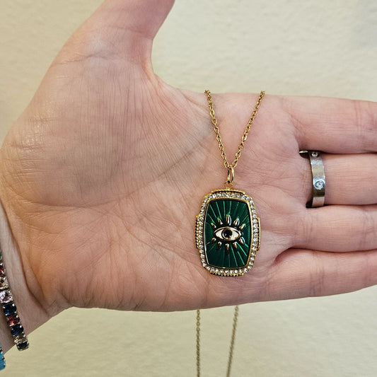 🌙 Analiz – Collar con dije de ojo místico / Analiz – Mystic Eye Pendant Necklace