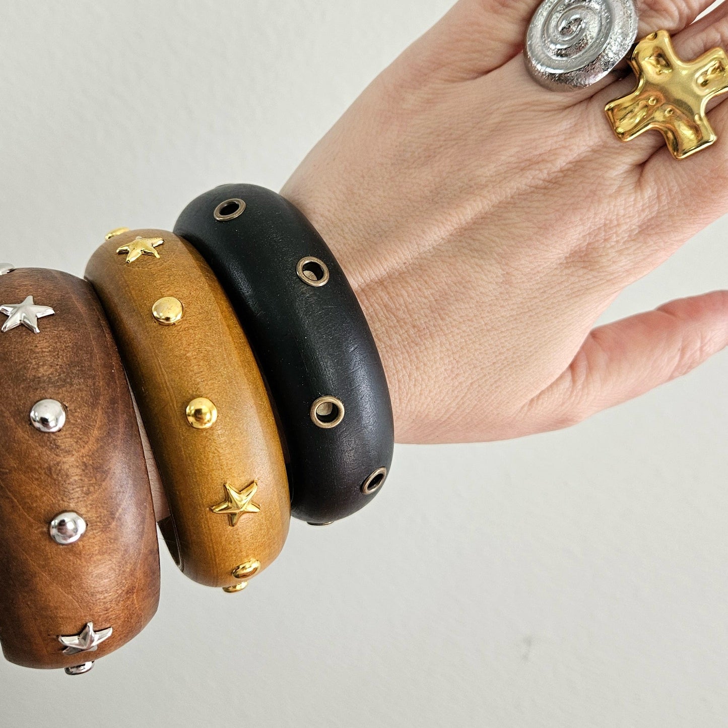 Clary Wooden Bangle (Pulsera)