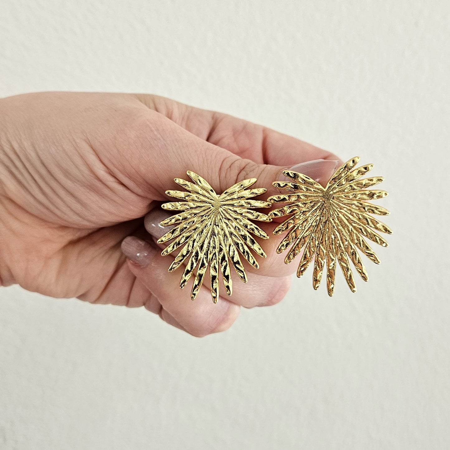 Paloma Gold Earrings (Studs) ✨