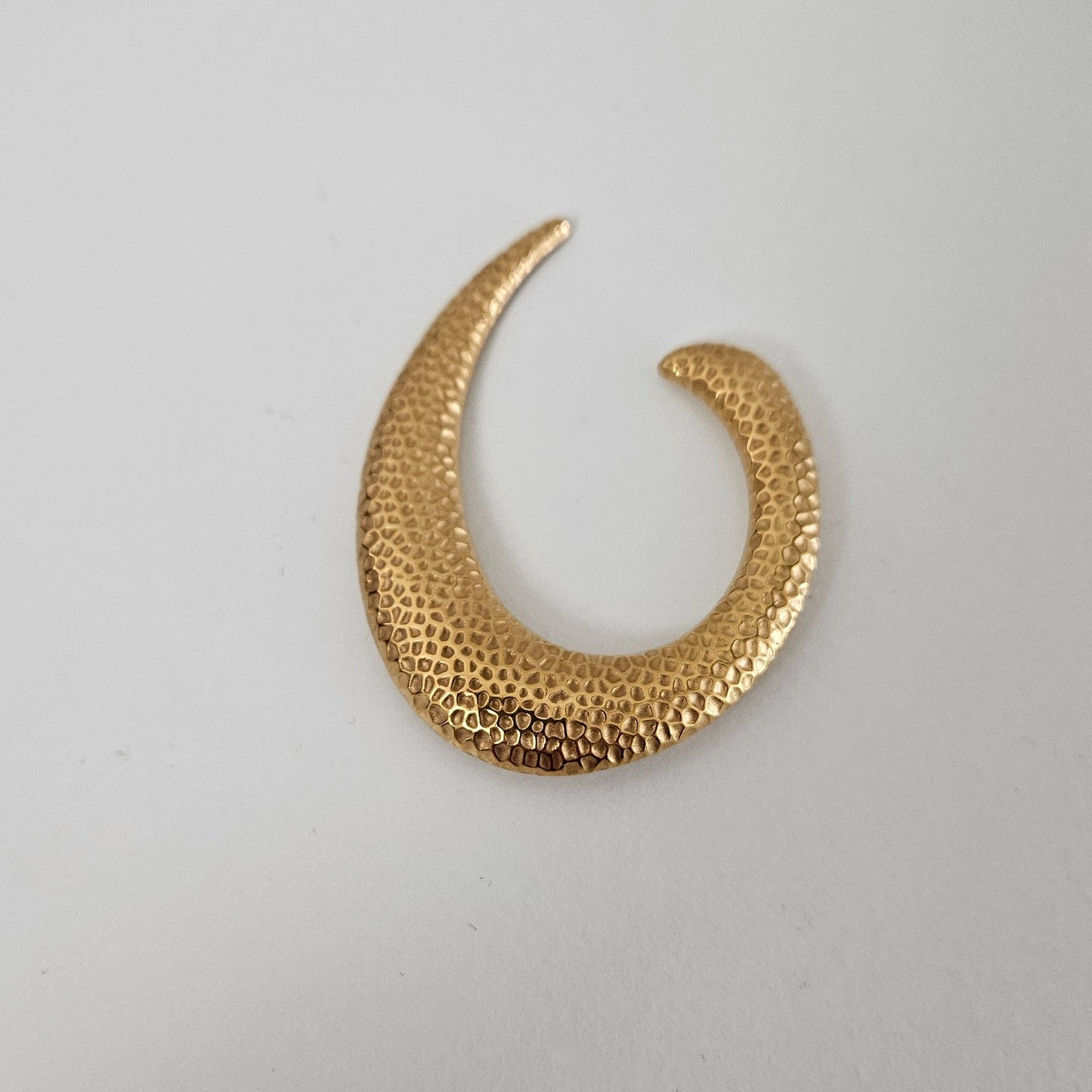 Ailuna Brooch (Broche)