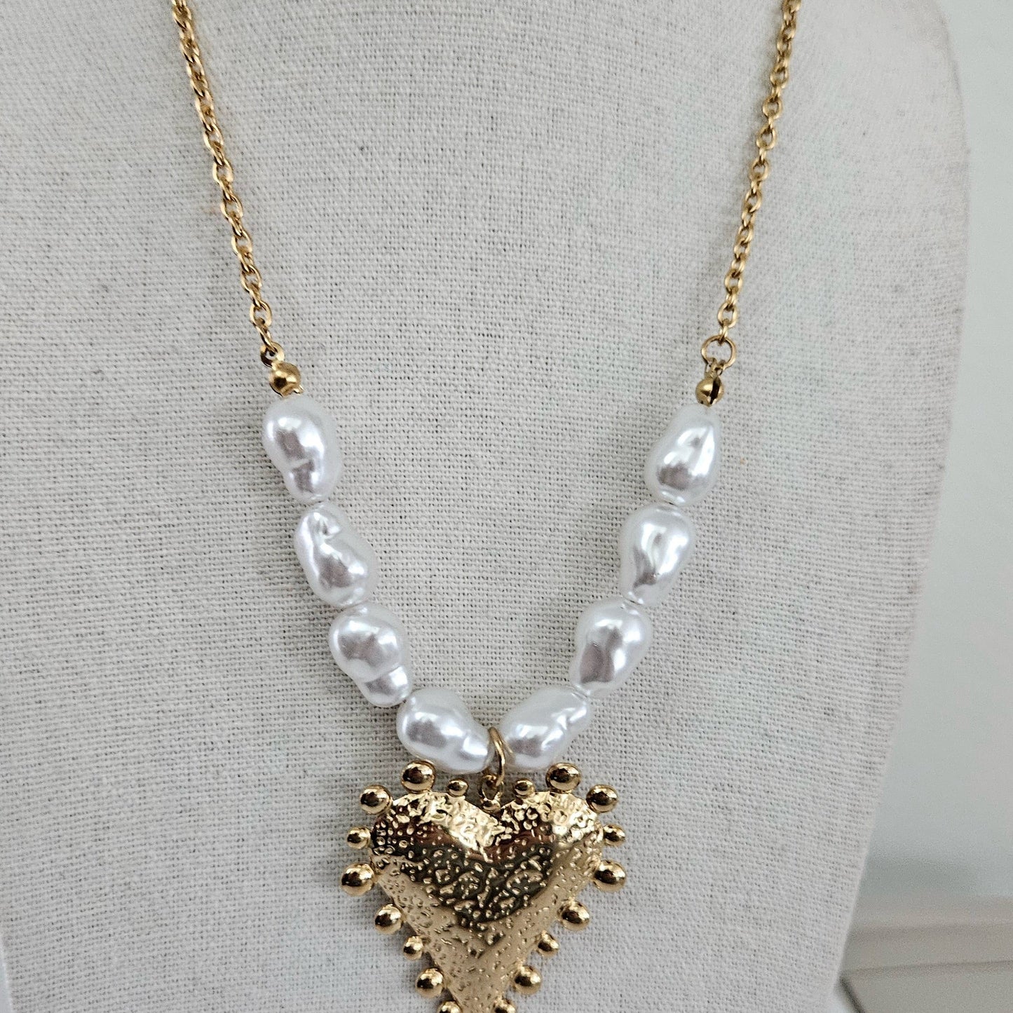 Orali Heart Necklace (Collar) – Stainless Steel