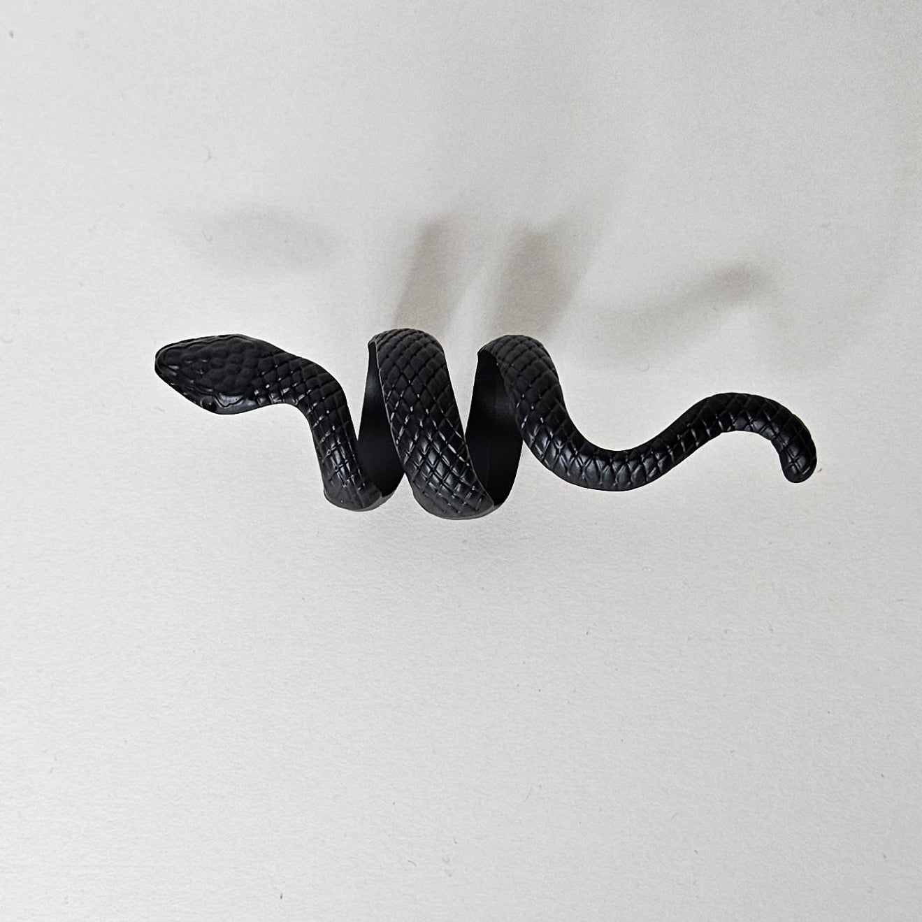 Anillo  MALVINA Negro