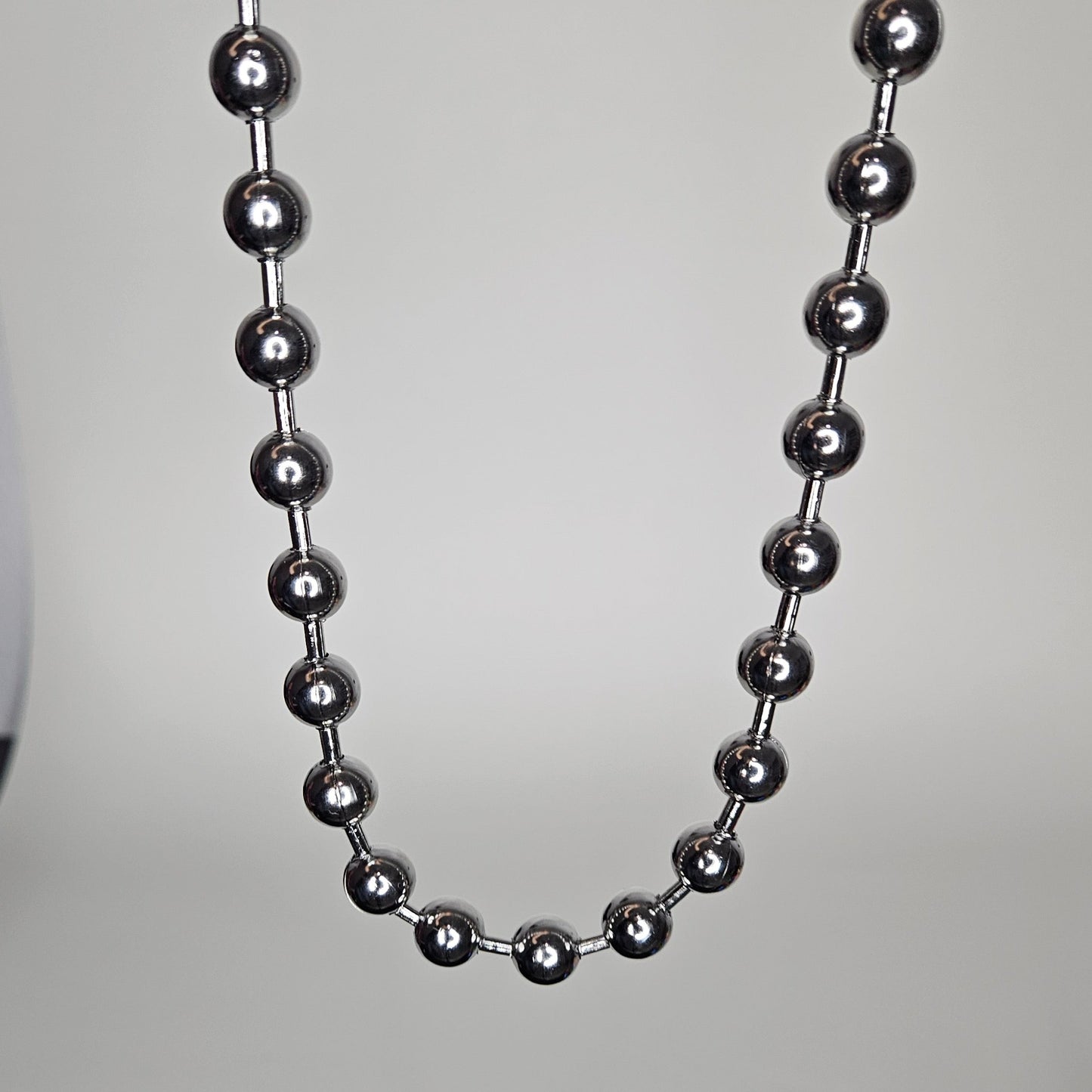 Rebeca Silver Stainless Steel Beaded Necklace (Collar)