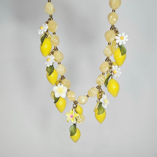 Amalfi Leomon Acrylic Stainless Steel Necklace (Collar)