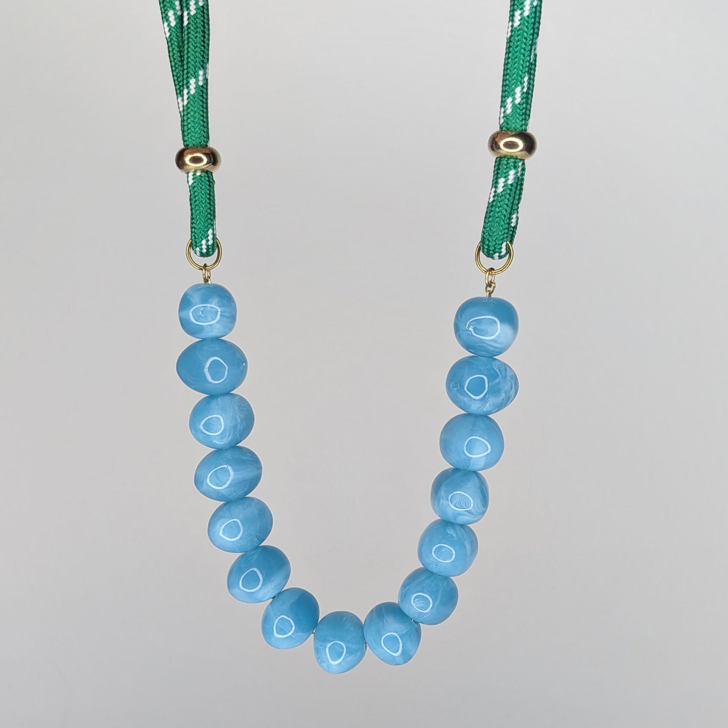 Aranza Blue Green Acrylic Cord Necklace (Collar)