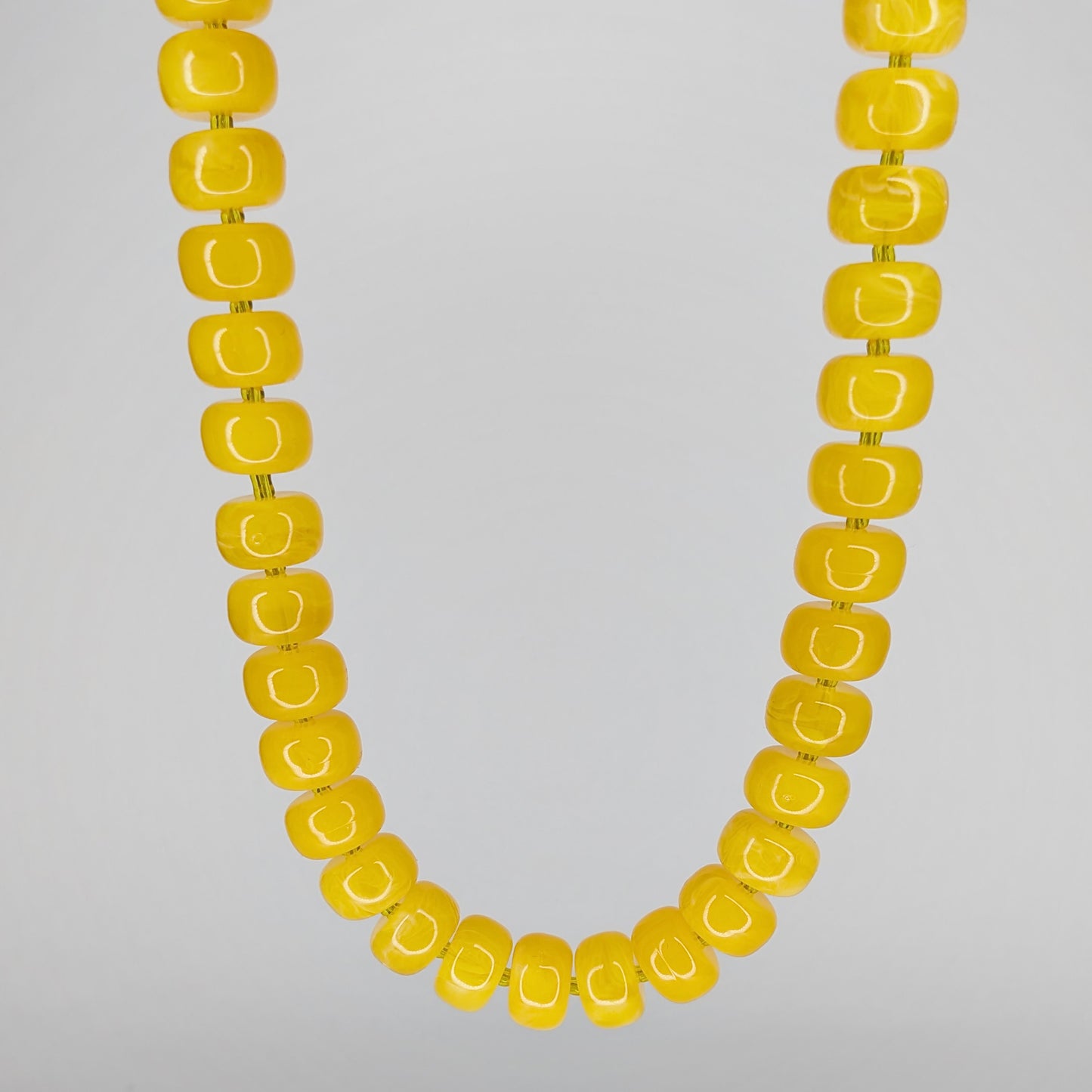 Vera Yellow Acrylic Beaded Necklace (Collar)