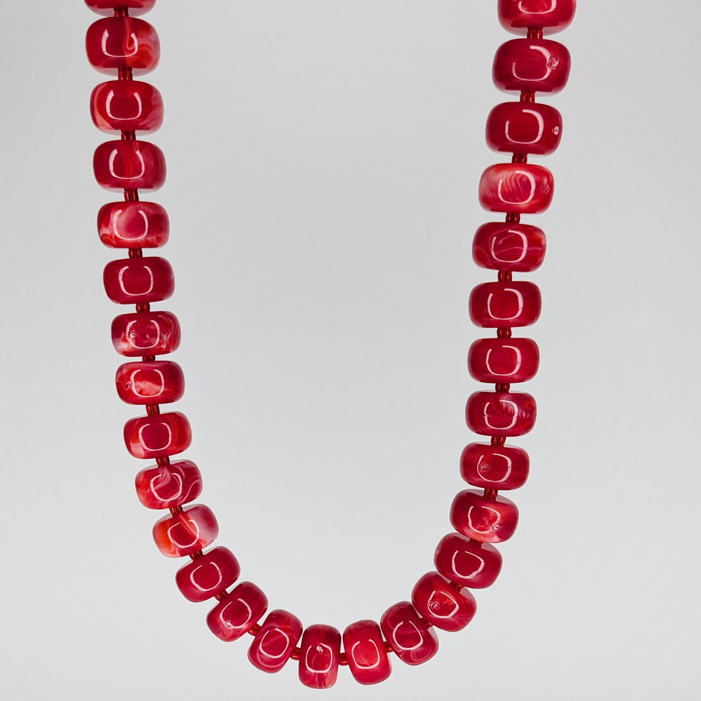 Vera Red Acrylic Beaded Necklace (Collar)
