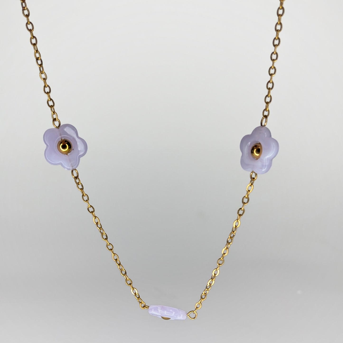 Aluna Lilac Stainless Steel Flower Necklace (Collar)