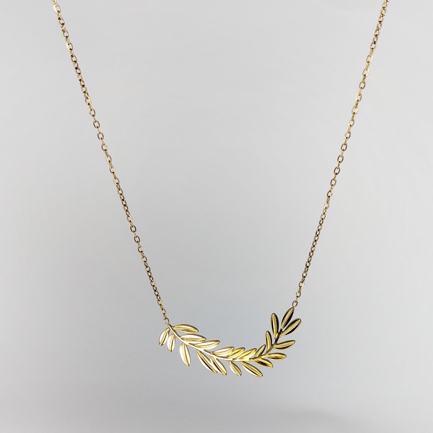 Zaji Gold Leaf Necklace (Collar)