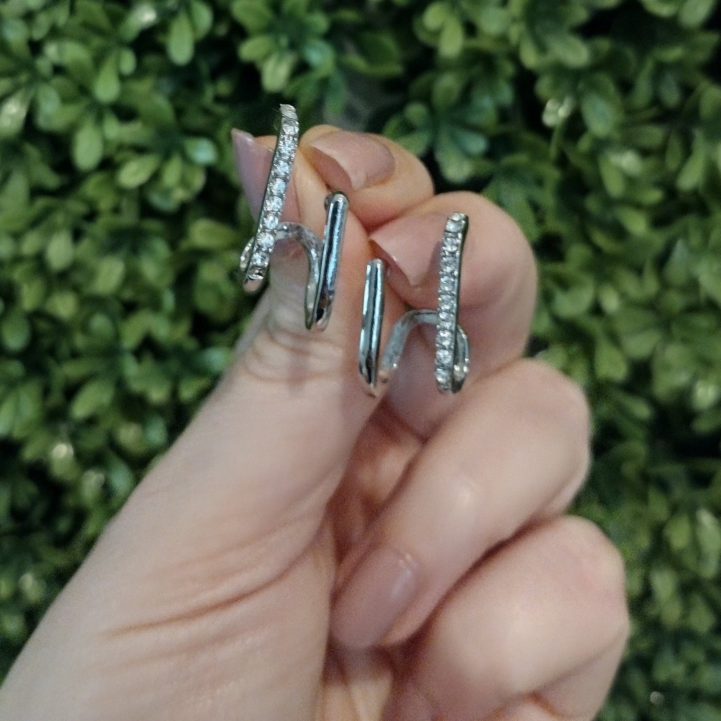 Aretes Medio Falsillos Plateados