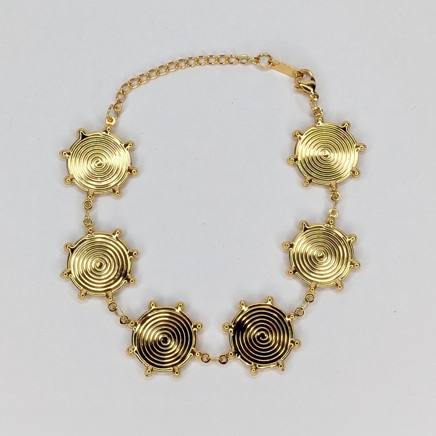 Panchita Gold Statement Bracelet (Pulsera)